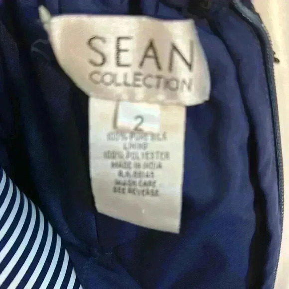 Sean Collection Navy Blue Beaded Top, Long Formal Dress Size 2, Pre-Owned - Picture 6 of 6